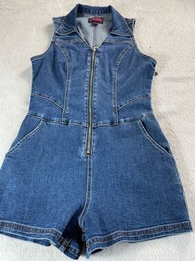 Rock & Roll Women’s Small Blue Denim Short Front Zip Jumper.  Cowgirl